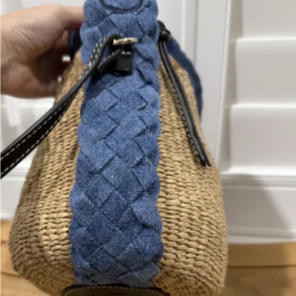 Chloé Woody Basket Leather Handbag - Picture 3 of 7